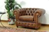 Chester capitonné armchair with metal nails