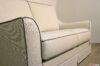 Contrasting edging in the frame and cushions